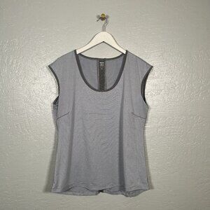 Title Nine Women XL Gray White Stripe Tank Sleeveless Athletic Outdoor Gorpcore